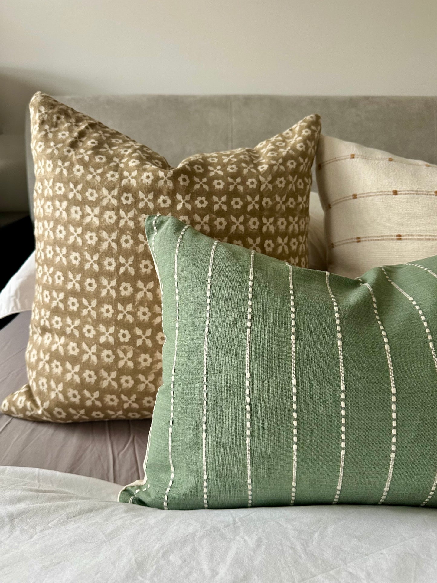 BYRON | Cushion Cover