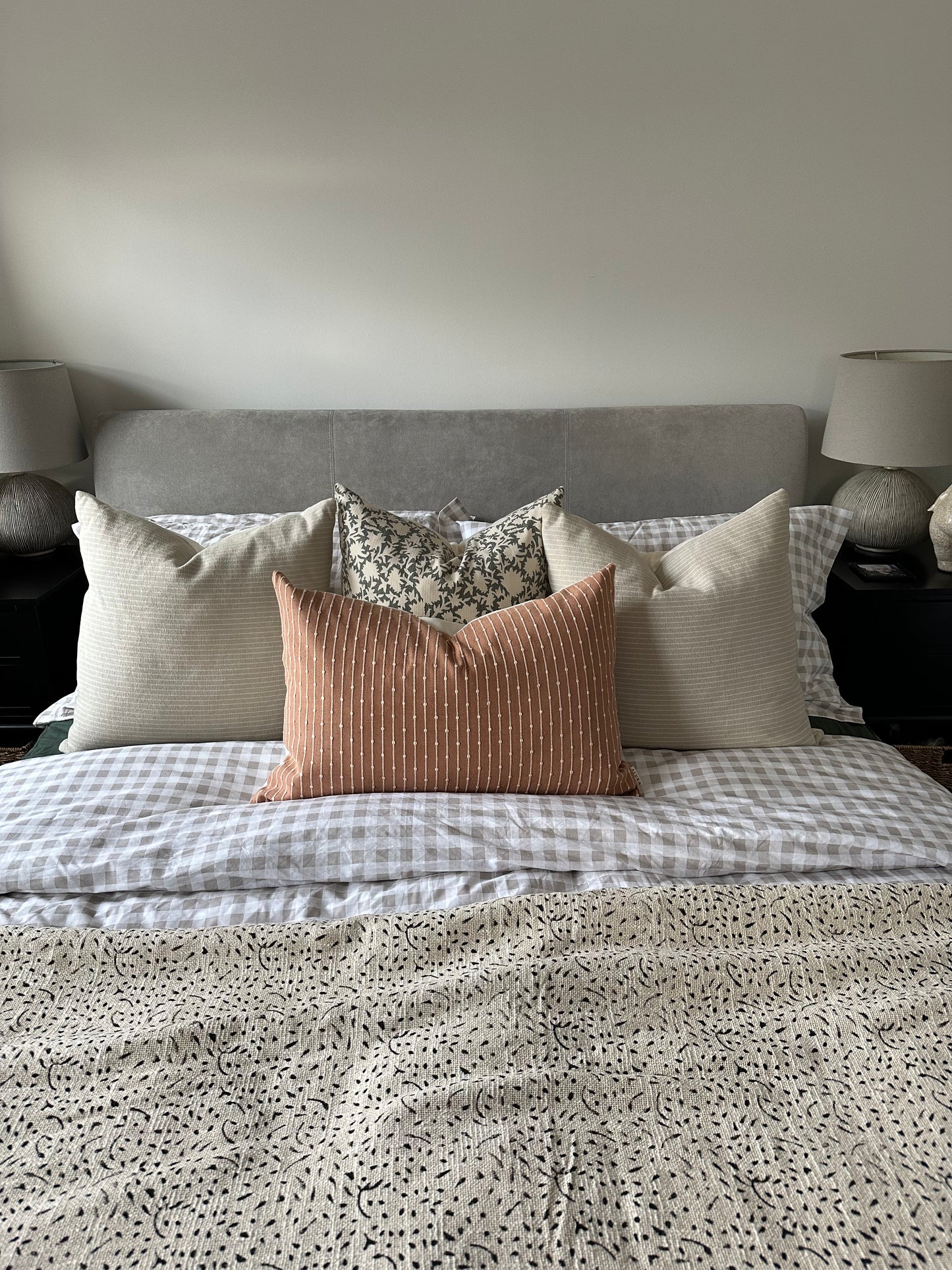 AINSLEIGH | Cushion cover