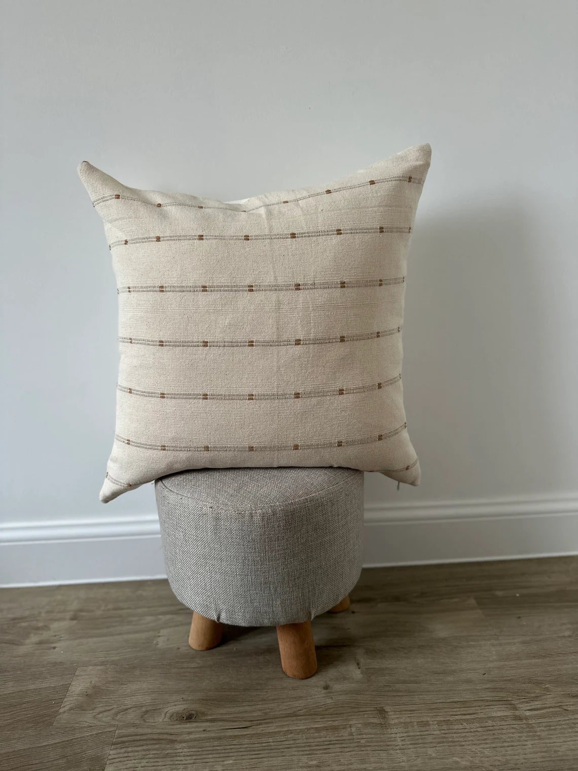 HUNTER Bolster| Cushion Cover